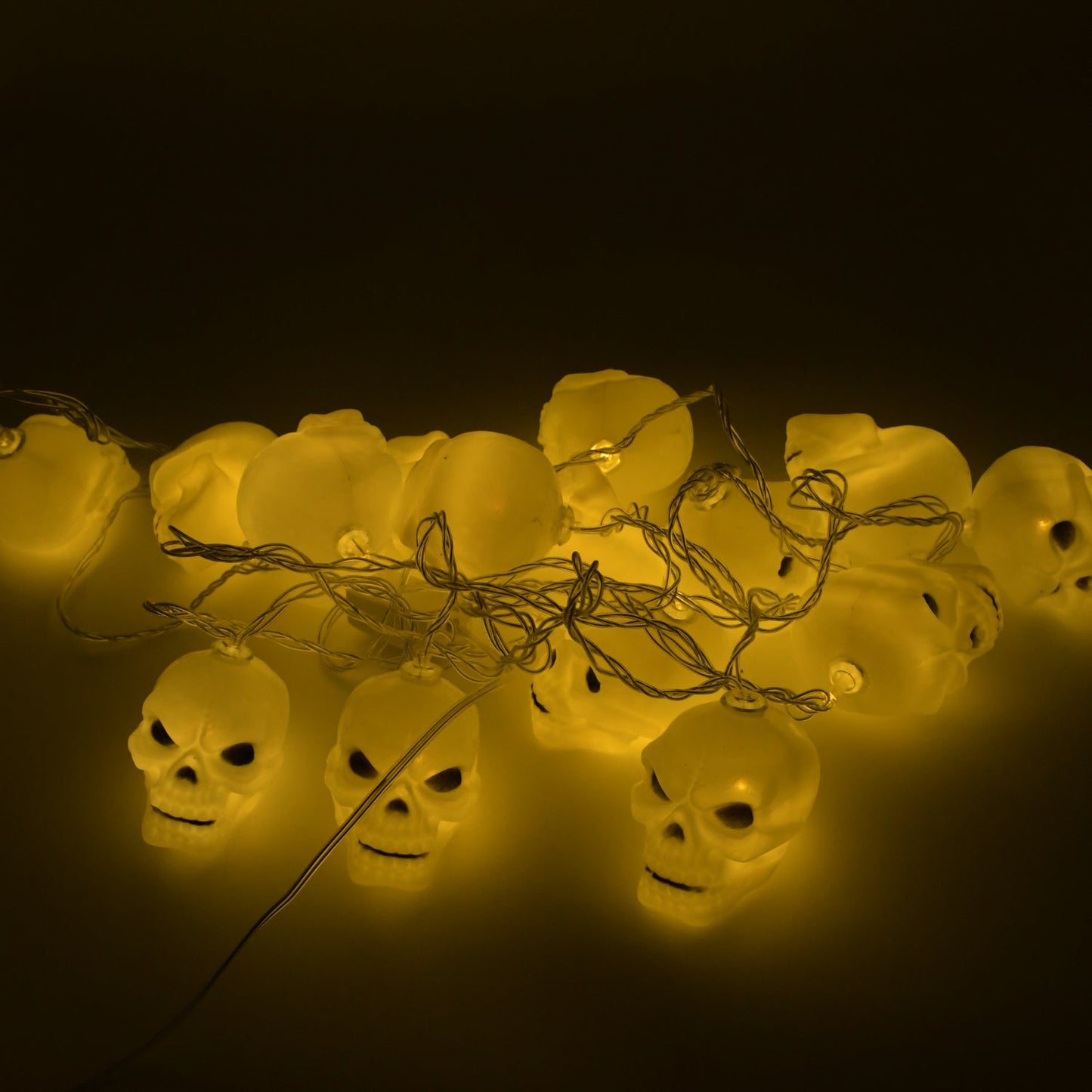 Halloween LED Skull String Lights – Indoor & Outdoor Decor