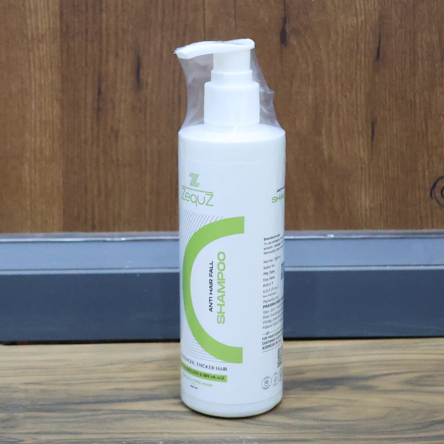 Zequz Anti Hair Fall Shampoo - (1 Pc / 250ML)