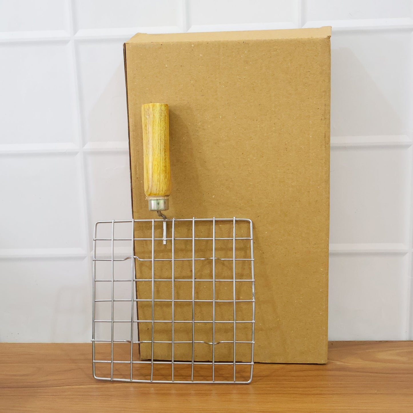 Kitchen Square Stainless Steel Roaster Jali, Barbecue Grill with Wooden Handle